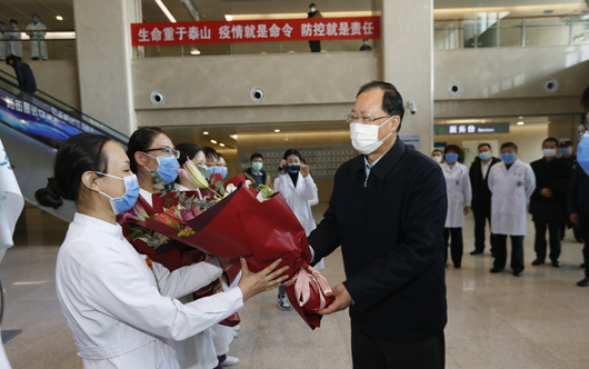 毛偉明董事長到北京電力醫(yī)院、白廣路辦公區(qū)檢查疫情防控工作并開展調(diào)研