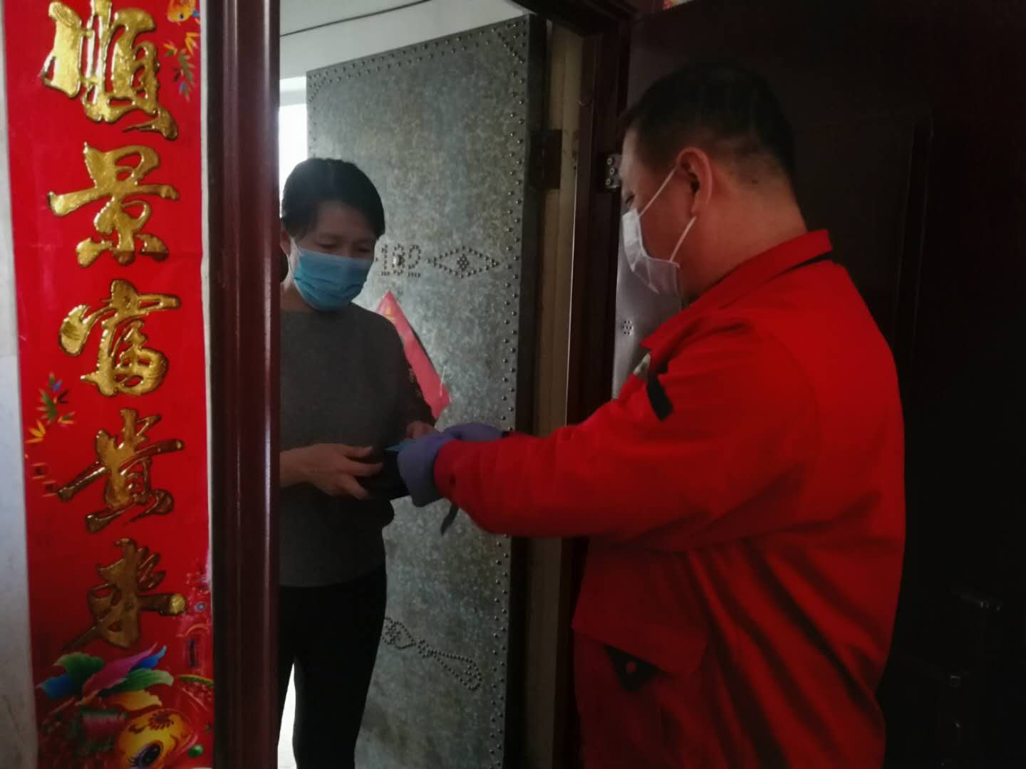 疫情防控，黨員在行動