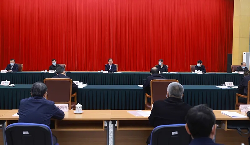 八步措施穩(wěn)煤價(jià)！國(guó)家發(fā)改委研究依法對(duì)煤炭?jī)r(jià)格實(shí)行干預(yù)！