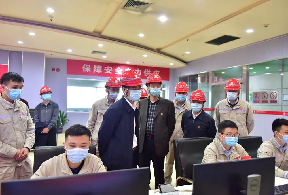 華銀電力賀子波、陳自強一行到湘潭發(fā)電公司調(diào)研