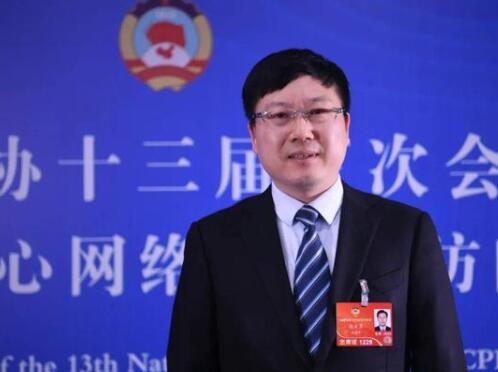 【兩會】云南聯(lián)通總經(jīng)理張云勇：發(fā)揮通信央企數(shù)字經(jīng)濟發(fā)展主力軍作用，推進(jìn)5G公眾應(yīng)用健康發(fā)展