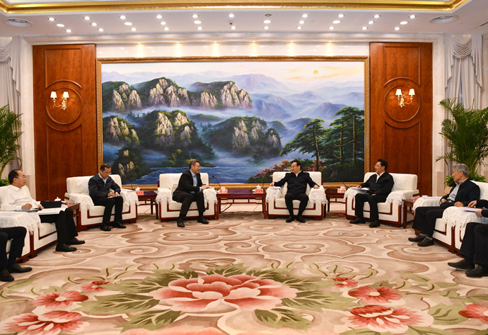 國家電投董事長(zhǎng)、黨組書記錢智民拜會(huì)寧夏回族自治區(qū)主要領(lǐng)導(dǎo)