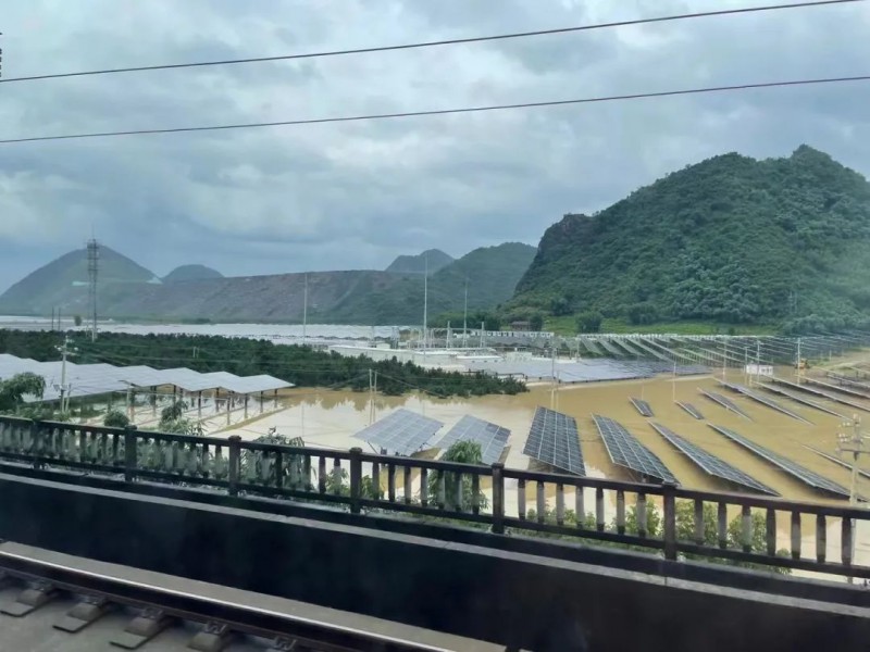 地面電站秒變漂浮電站，又一光伏電站被水淹！