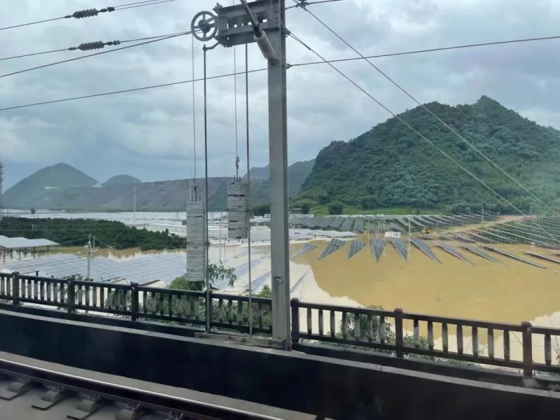 地面電站秒變漂浮電站，又一光伏電站被水淹！