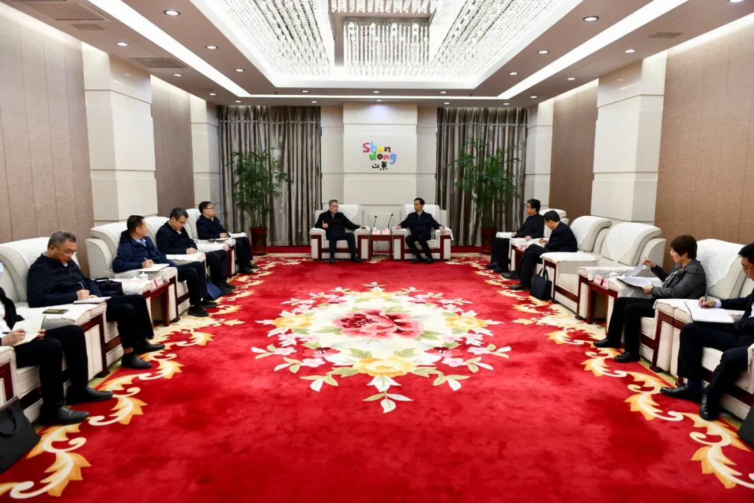 大唐山東發(fā)電公司黨委書記、董事長趙永力拜會菏澤市委副書記、市長張倫