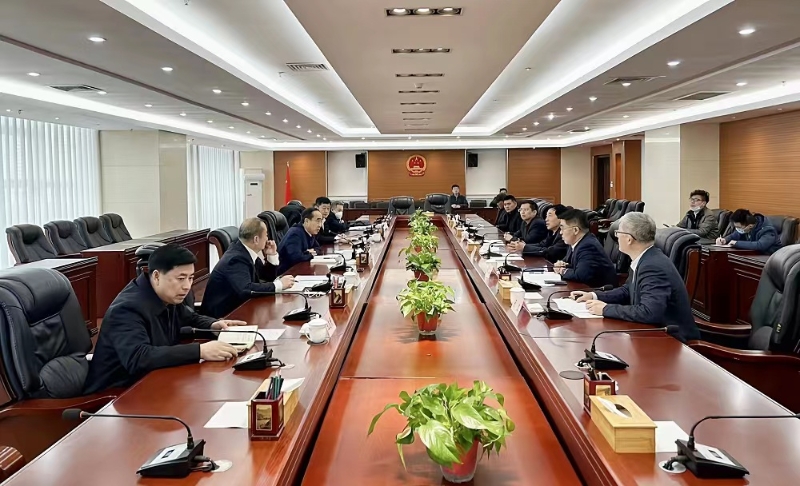 中國能建黨委副書記、總經理孫洪水與丹東市市長郝建軍會談