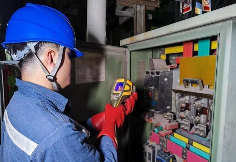 深圳供電局消除67條線路、237臺配變重滿載風(fēng)險