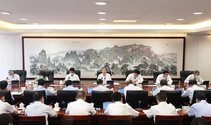 國家電網(wǎng)公司黨組召開會議研究部署支持充電基礎(chǔ)設施建設服務新能源汽車下鄉(xiāng)和鄉(xiāng)村振興工作