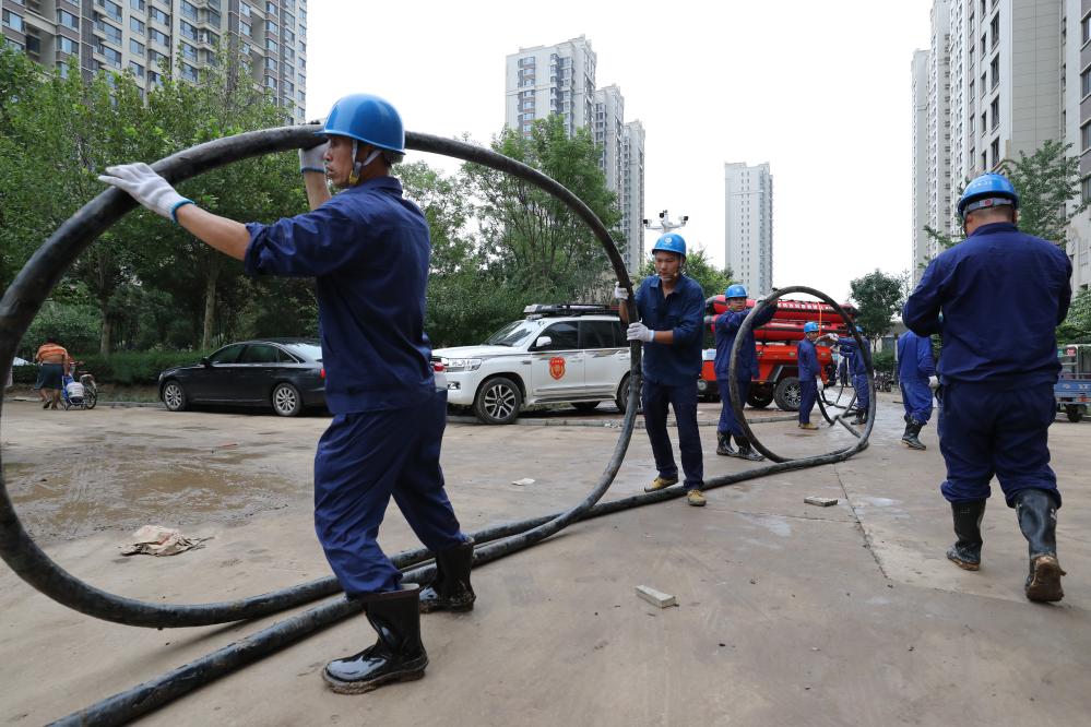 電來了，光就來了——河北涿州加快電力設(shè)施搶修見聞