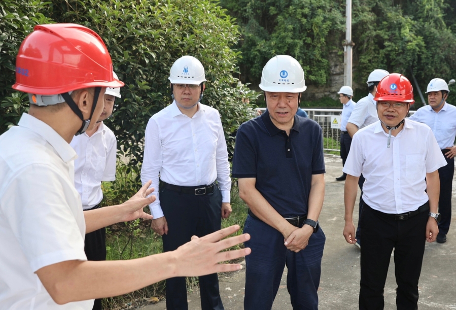 雷鳴山深入大沫、溪洛渡和向家壩水電站開展安全生產(chǎn)專題調研