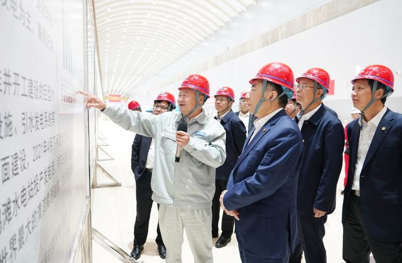 中國能建黨委書記、董事長宋海良赴白鶴灘水電站調研