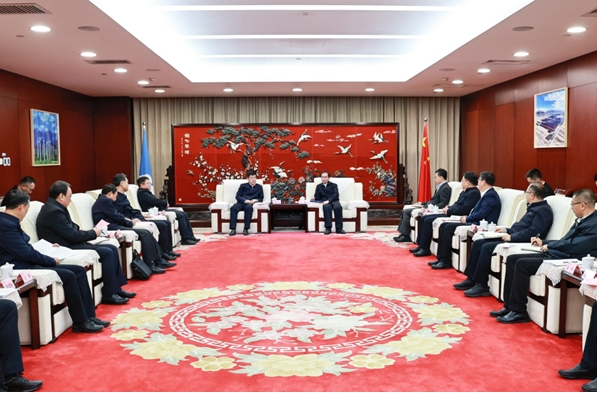 江毅會(huì)見內(nèi)蒙古自治區(qū)黨委常委、常務(wù)副主席黃志強(qiáng)