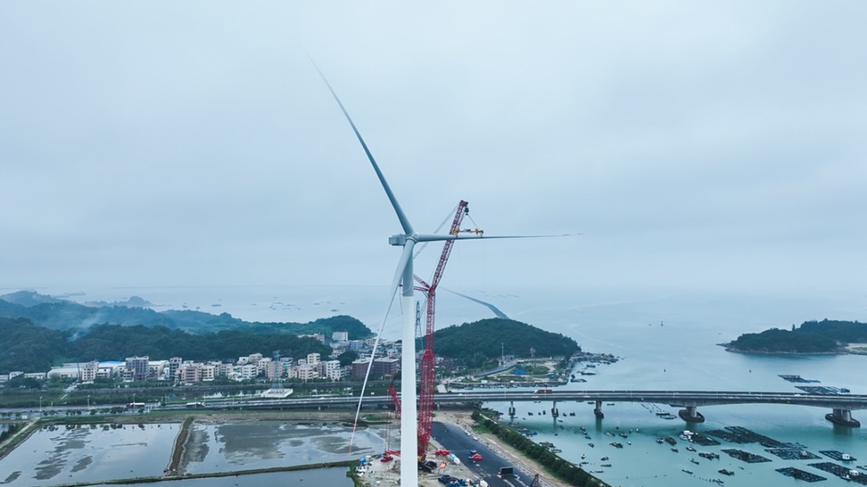 全球最大功率海上風(fēng)電機(jī)組，每轉(zhuǎn)一圈可產(chǎn)生38度電