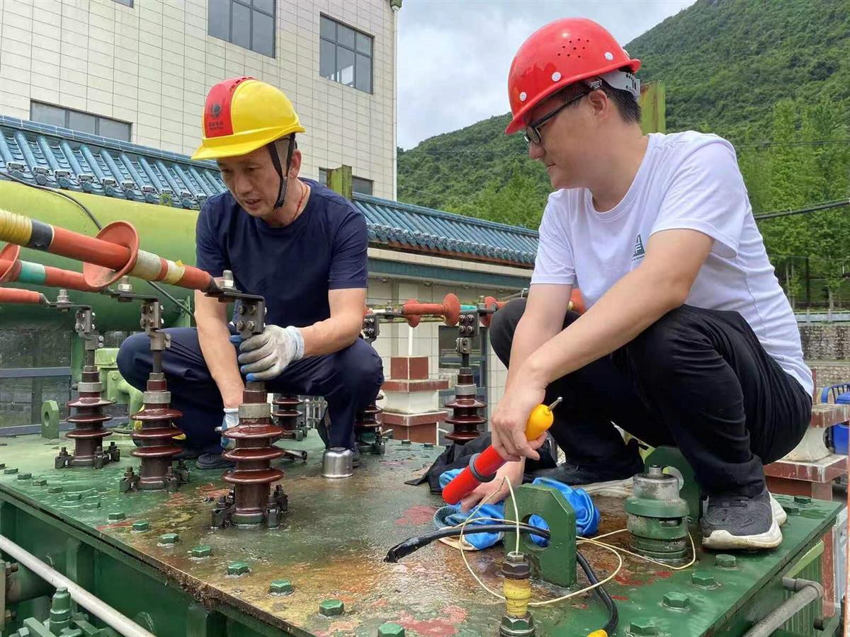 黃石市王英電廠發(fā)電泄洪調(diào)峰，騰出庫(kù)容1200萬立方米