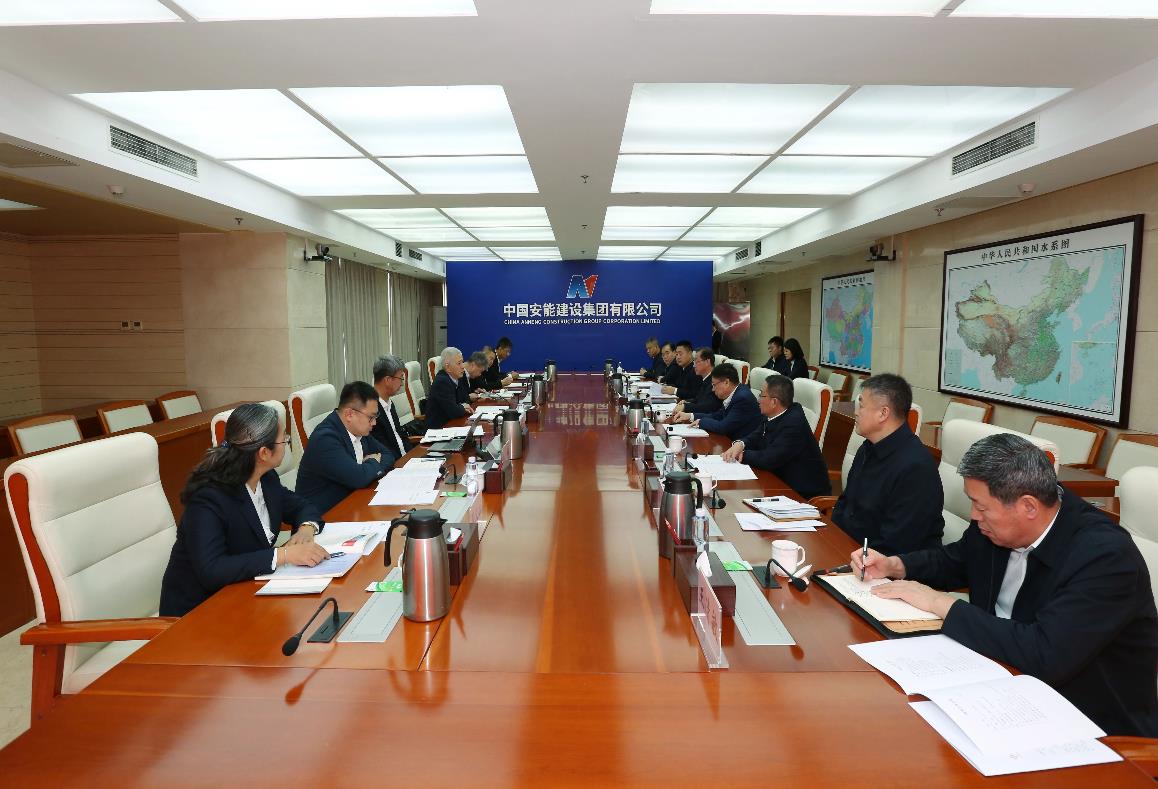 中國安能集團黨委書記、董事長陳奕輝與中國一重集團黨委書記、董事長徐鵬舉行工作會談
