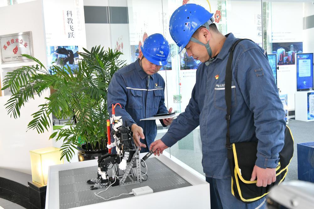 廣東電網(wǎng)“電”力全開(kāi)，助力現(xiàn)代化產(chǎn)業(yè)體系建設(shè)